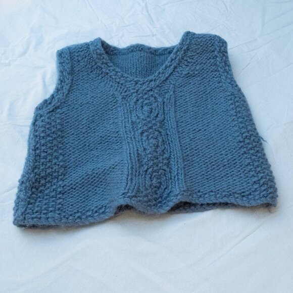 Hand knit sweater vest - Picture 1 of 5